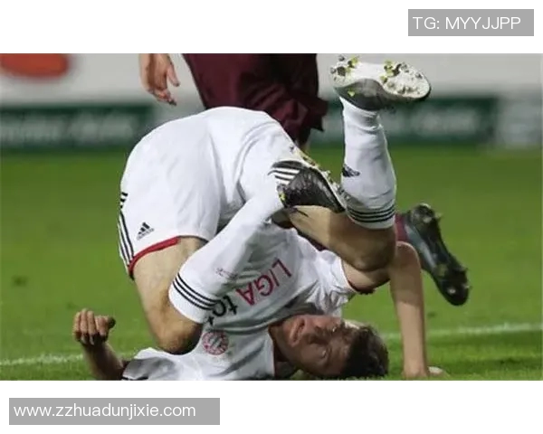 足球界最具搞笑魅力的球星盘点 谁是球场上的逗比之王